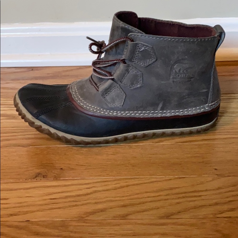 Sorel ankle boots